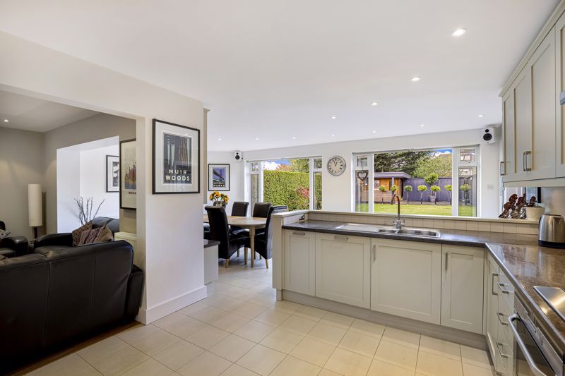 Kitchen - click for photo gallery